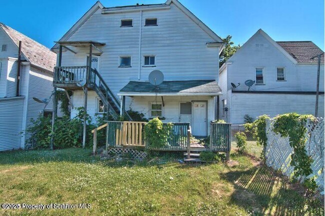 Foto del edificio - 261 Dana St