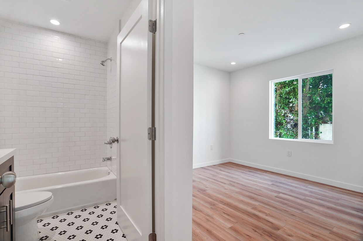 5185 20th St Unit 5185, Los Angeles, CA 90016 - 5185 20th St Los