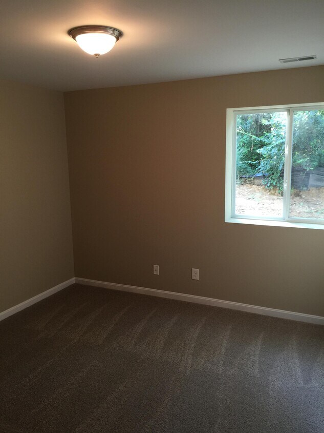 550 Terry Ln, Crescent Springs, KY 41017 House for Rent in Crescent