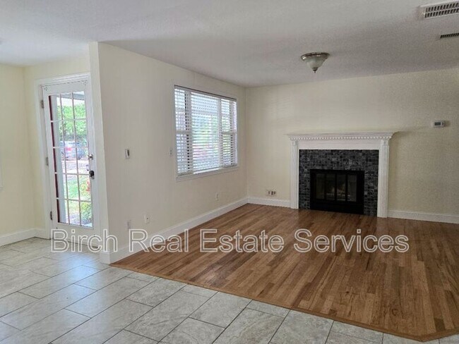 Foto del edificio - 608 Tangerine Ave