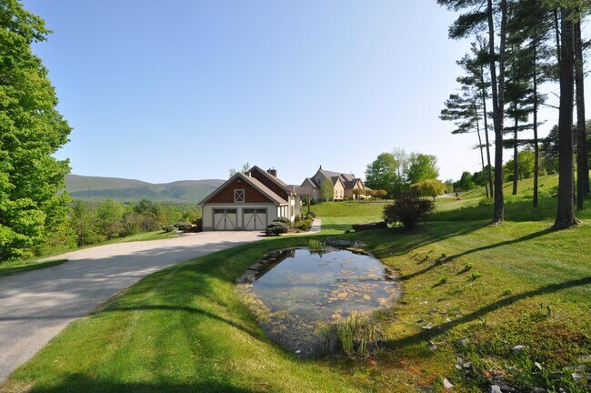 Building Photo - 480 Partridge Hl