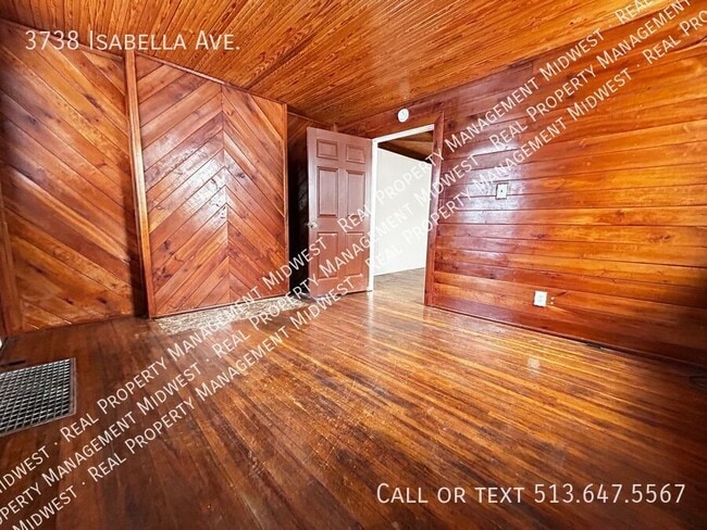 Photo - 3738 Isabella Ave House