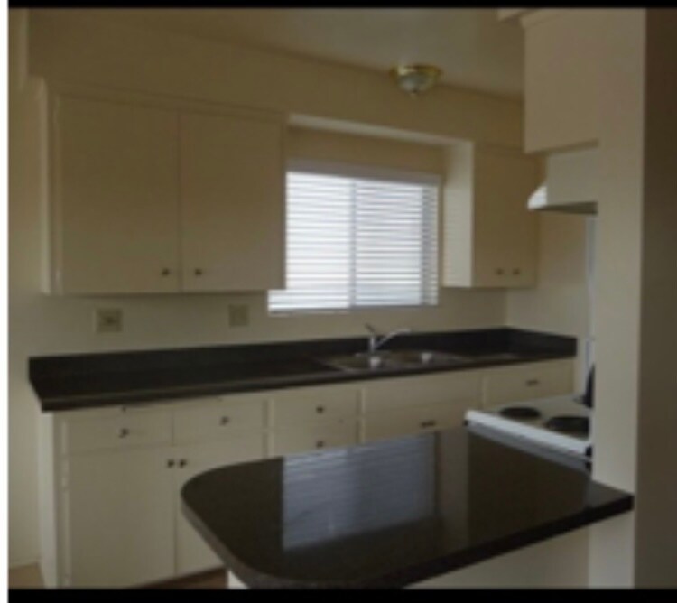 21024 Donora Ave Unit D, Torrance, CA 90503 Apartments in Torrance