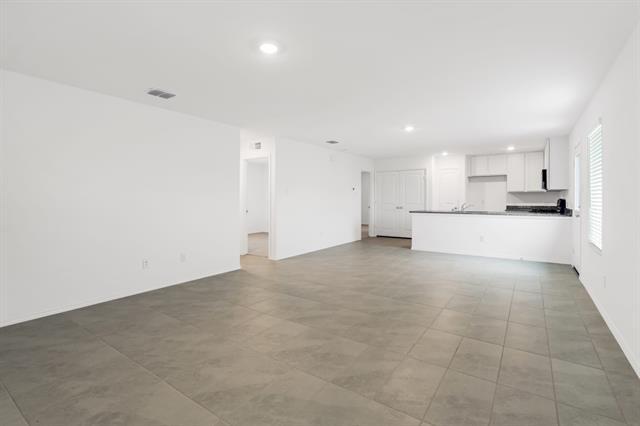 Foto del edificio - 7109 Gray Wolf Ln