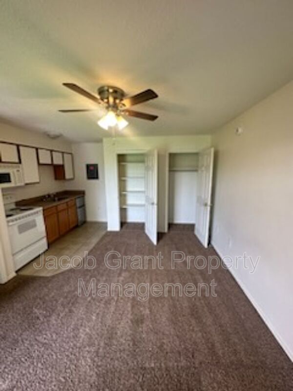Building Photo - 1378 Curlew Dr