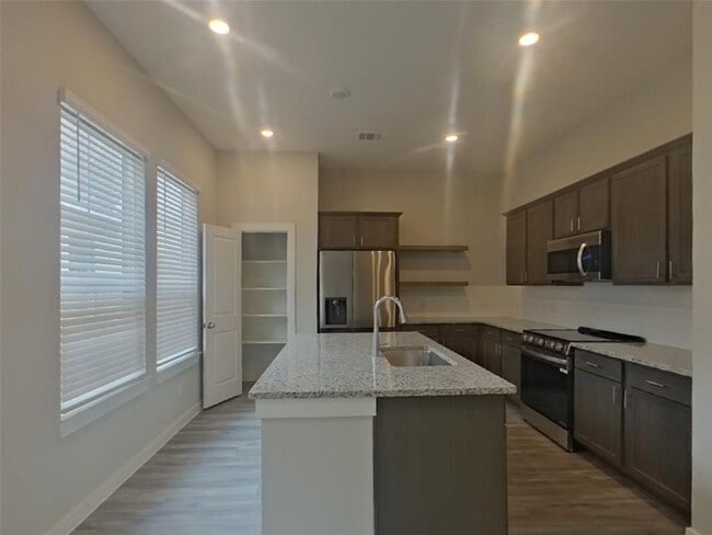 Building Photo - 22820 Terrazzo Dr