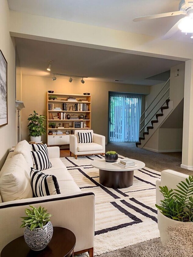 Foto principal - Welcome to Whispering Winds Townhomes – Wh...
