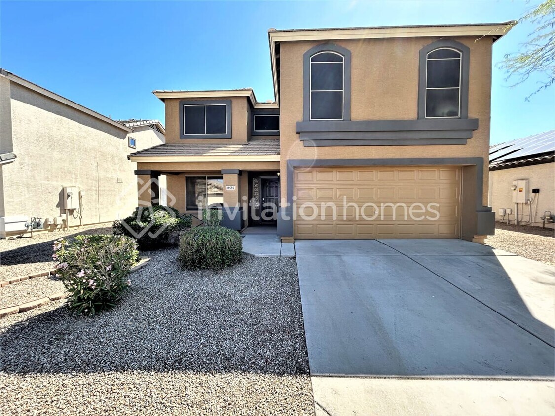 Primary Photo - 16585 W Latham St