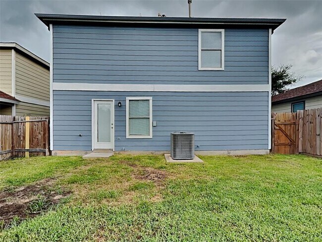 Foto del edificio - 21619 Mossey Pines Ct