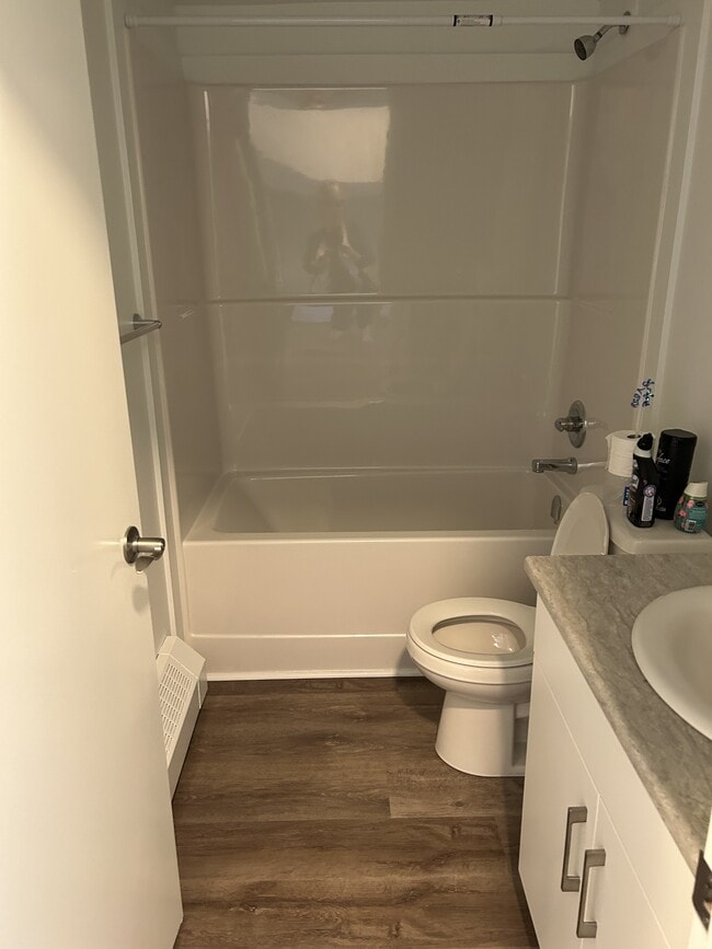 Building Photo - 3611-118 118 Ave NW