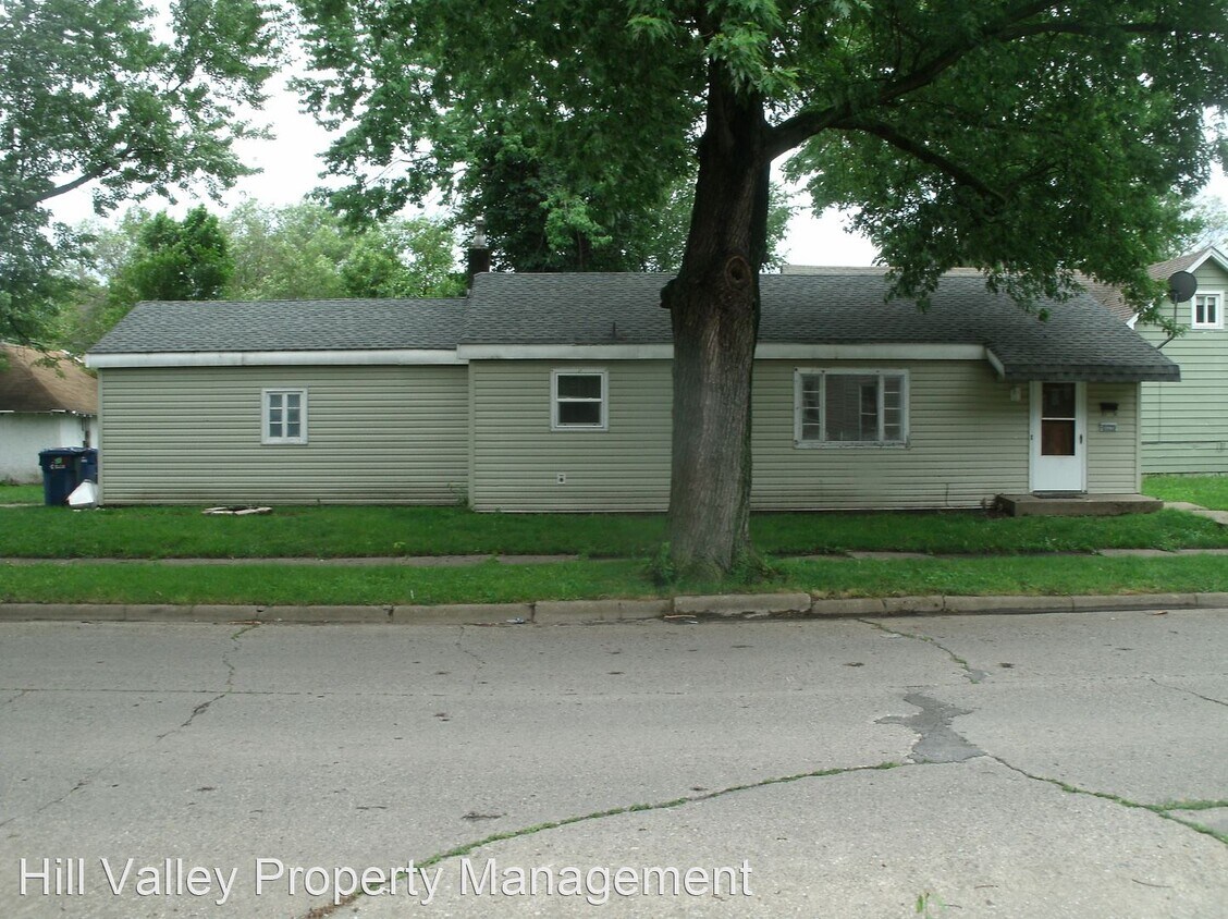 Foto principal - 2 br, 1 bath House - 1001 Washington Ave