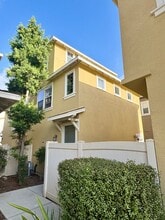 Building Photo - 3151 Lisbon Ln