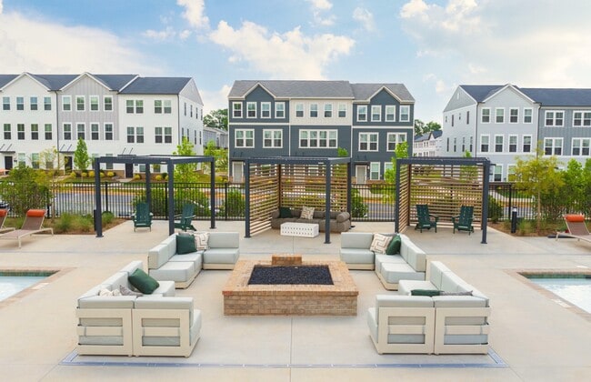 Building Photo - Elan Prosperity Village