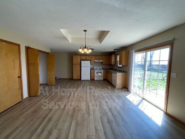 Foto del edificio - 3840 W Lombard St