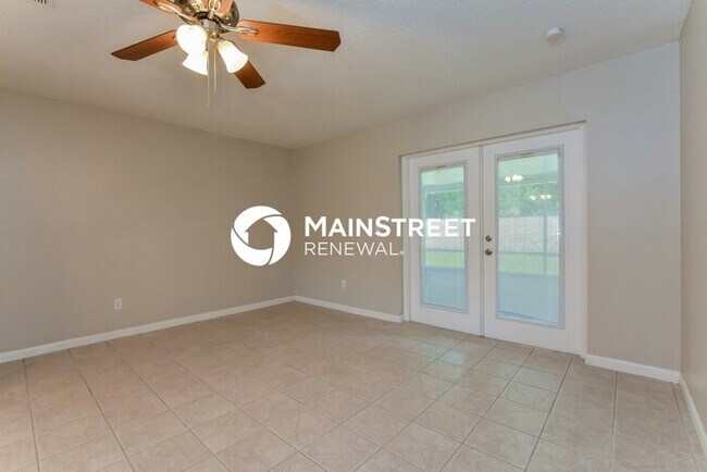 Foto del edificio - 4 Bedroom Pet-Friendly Home in WINTER SPRINGS, FL with Main Street Renewal