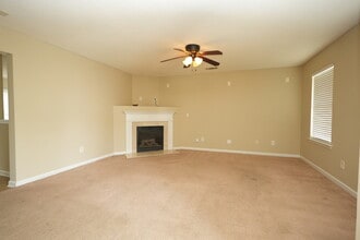 Building Photo - 7704 Aragorn Ln