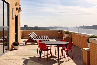 River Club at Hudson Park photo'