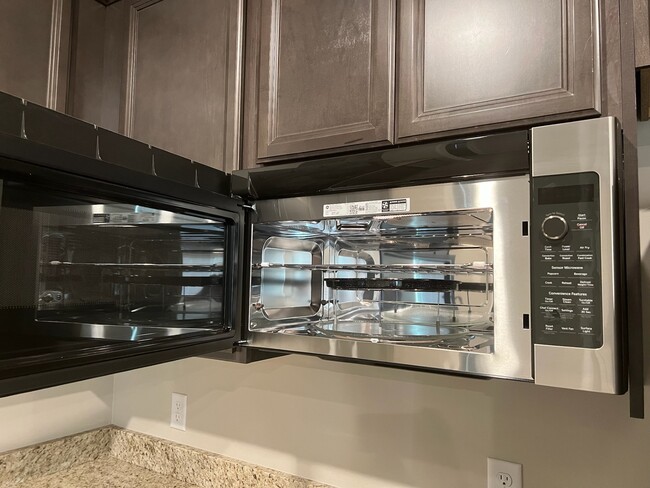 Foto del edificio - 7824 S Bonanza Park Dr