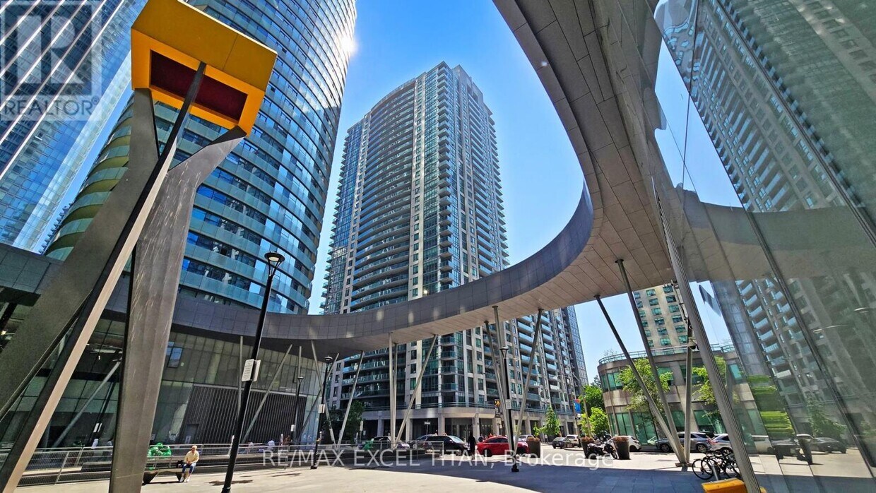 Photo principale - 19 Grand Trunk Crescent