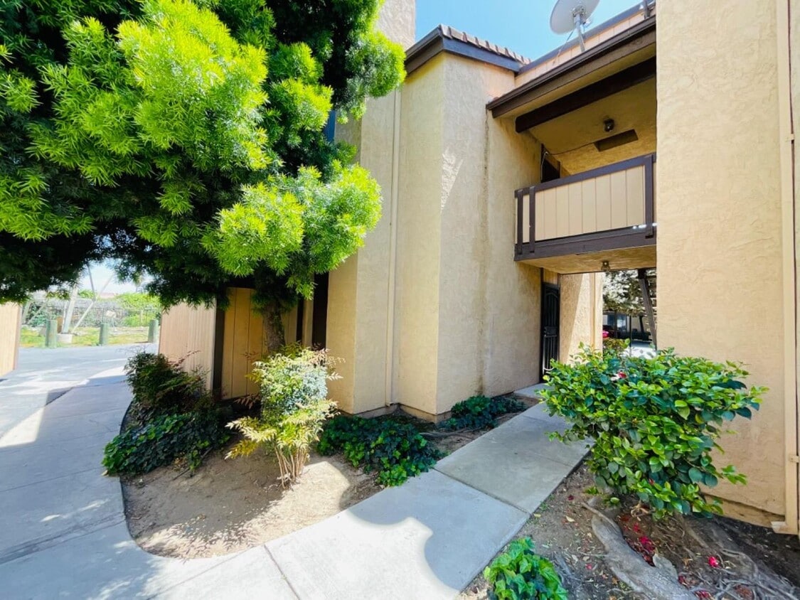 1550 W Ashlan Ave, Fresno, CA 93705 House Rental in Fresno, CA
