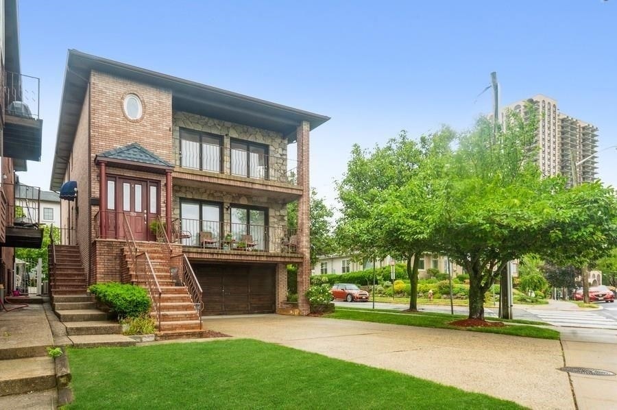 7519 Boulevard E Unit 2, North Bergen, NJ 07047 Condo for Rent in North Bergen, NJ