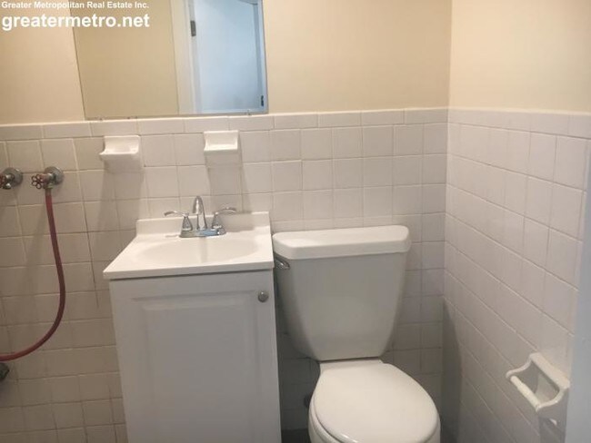 Building Photo - 3 bedroom in Stoneham MA 02180