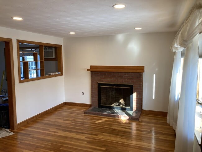 Building Photo - 15 Highet Ave