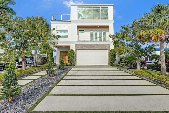Foto del edificio - 1713 N Riverside Dr
