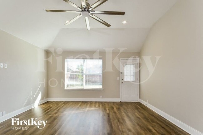 Foto del edificio - 8828 Yosemite Trail