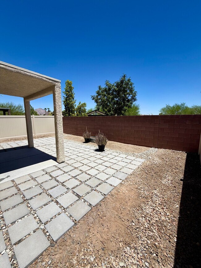 Building Photo - 4938 Amberlyn St