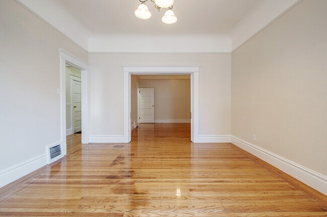 Building Photo - 2087 Golden Gate Ave