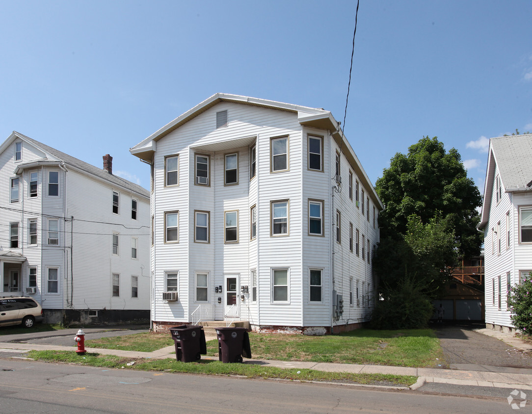 Building Photo - 350 Washington St