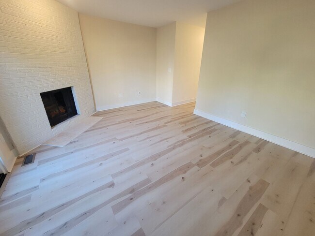 Foto del edificio - Updated East Boulder Townhome on a quite c...