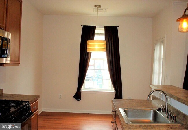 Foto del edificio - 3141 W Thompson St