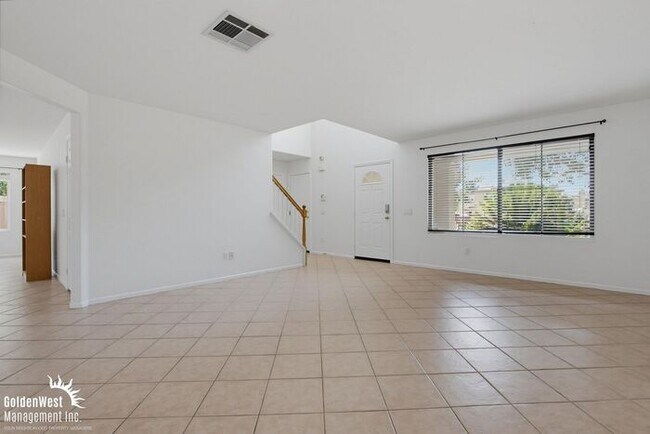Foto del edificio - Bright & Spacious 4Bdm and 3Ba Home in Escondido!