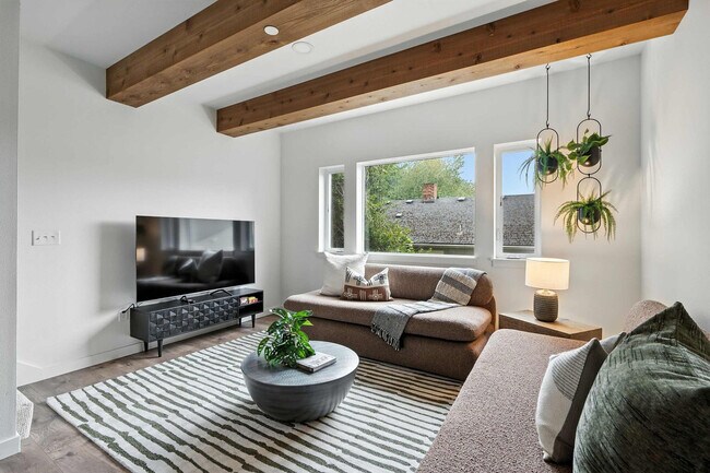 Foto del edificio - 925 NE 23rd Ave