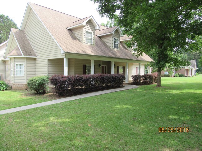 Building Photo - 1604 County Road 601