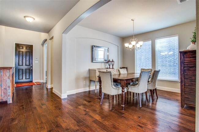 Foto del edificio - 3020 Spring Creek Trail
