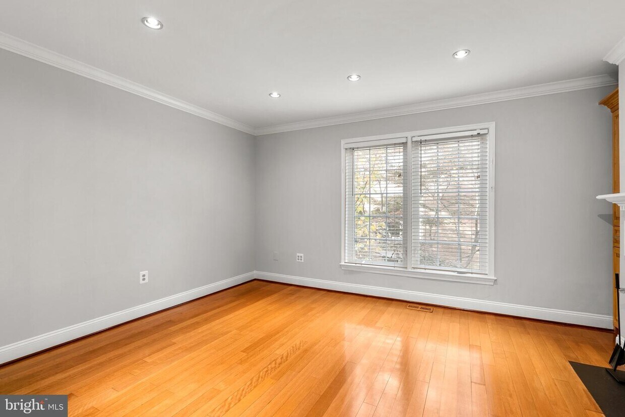 1186 N Utah St, Arlington, VA 22201 Townhome Rentals in Arlington VA