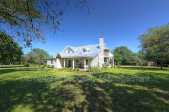 Building Photo - 28035 Delafield Dr