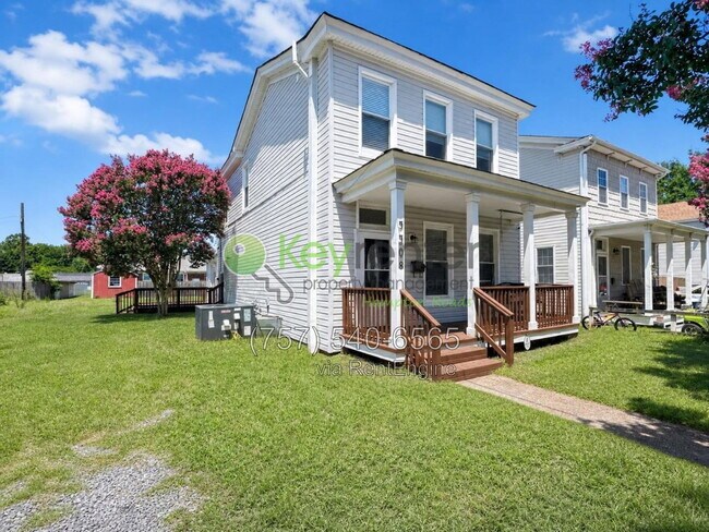Foto del edificio - 3308 Monroe St