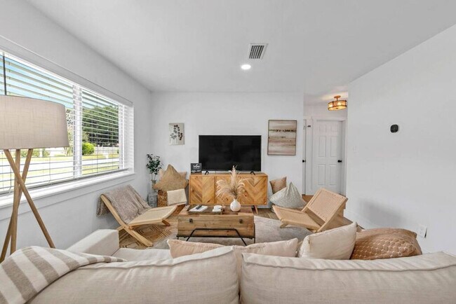 Foto del edificio - 281 Bryn Athyn Blvd