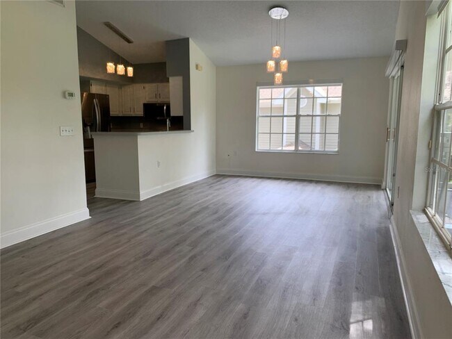 Foto del edificio - 10000 SW 52nd Ave
