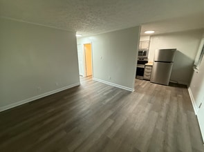 Building Photo - 2718 Painter Ave SW