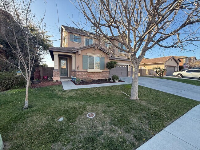 Foto del edificio - 5 Bedrooms 3 Baths! Resort Living at The Lakes Community in Menifee!