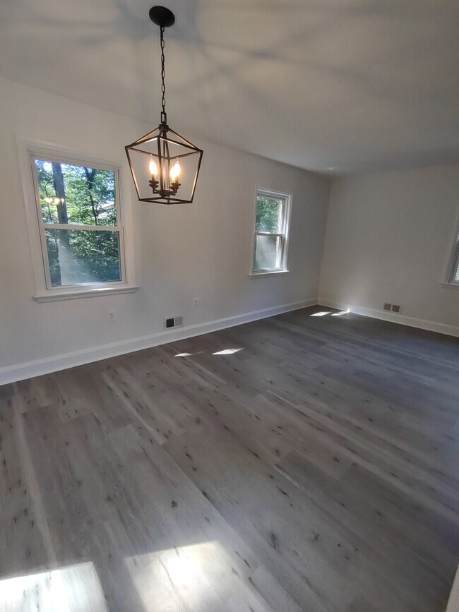 Foto del edificio - 4139 Quailway Rd