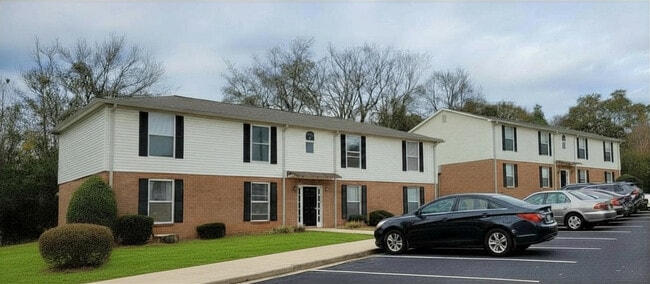 Building Photo - Athens Highlands Apts.