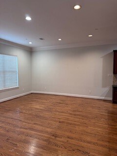 Foto del edificio - 2210 Mid Ln
