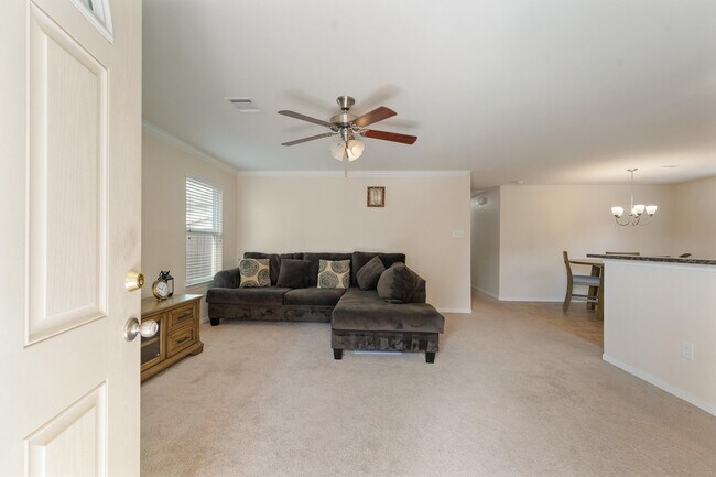 Foto del edificio - 2202 Cherryville Dr