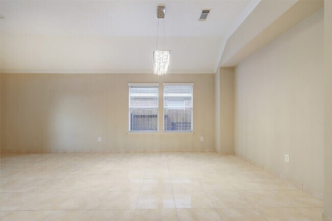 Foto del edificio - 19103 Golden Heath Ln